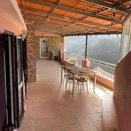 Vivenda Ribeiro - Curral Freiras