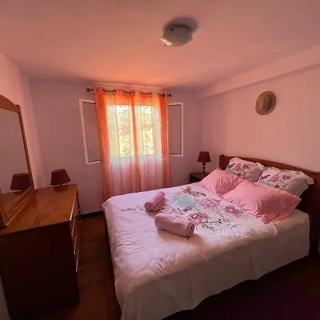 Holiday home Vivenda Ribeiro - Curral Freiras